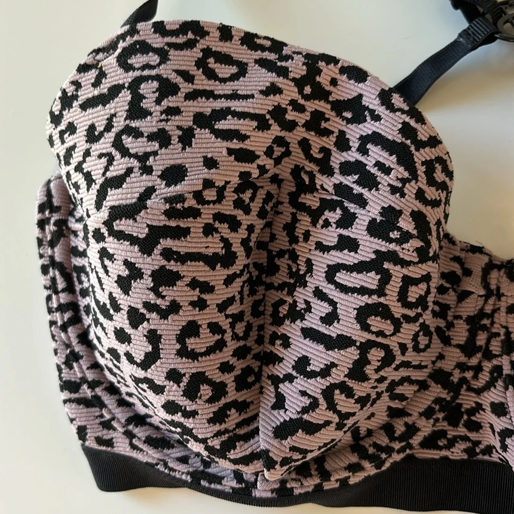 Victoria’s Secret | 36DD Underwire Push-Up Swim Bikini Top - Picture 4 of 4